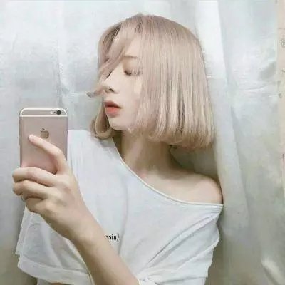 雾中湖